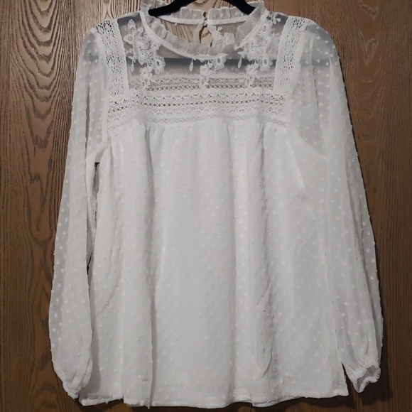 ❤️New boutique swiss dot top - Picture 7 of 11